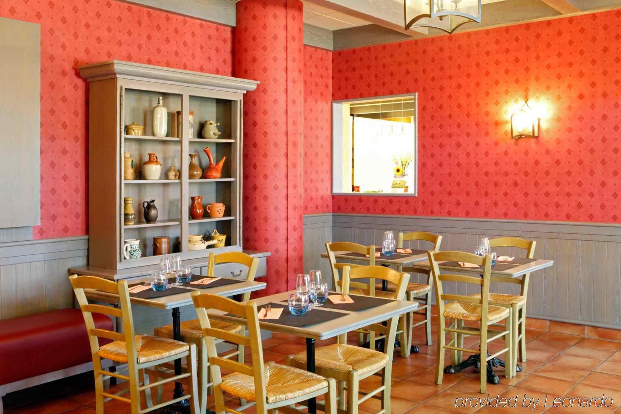 Ibis Centre Gare Saint Charles Hotel 3*